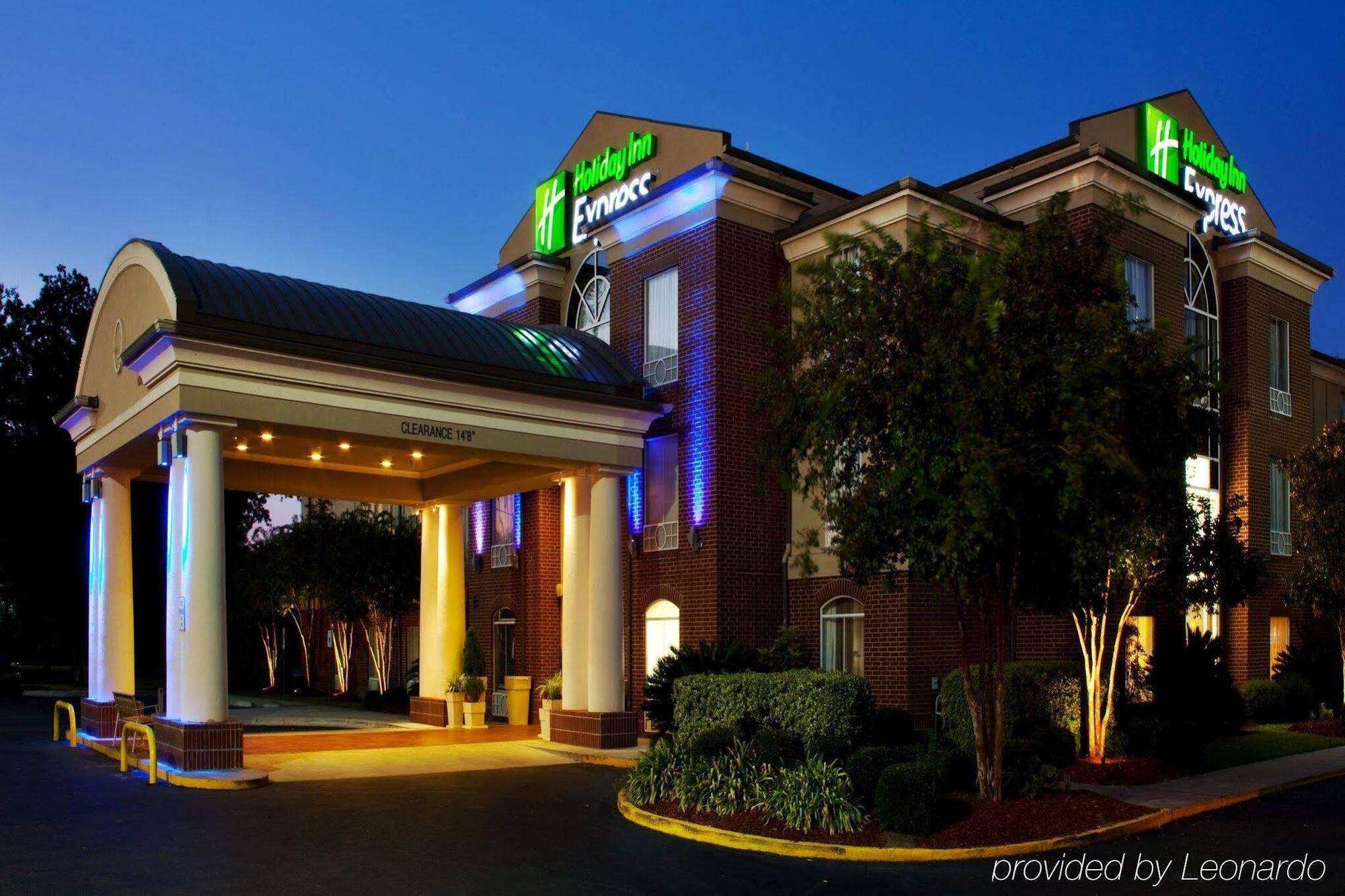 Holiday Inn Express Hotel & Suites Lafayette By Ihg Exterior foto